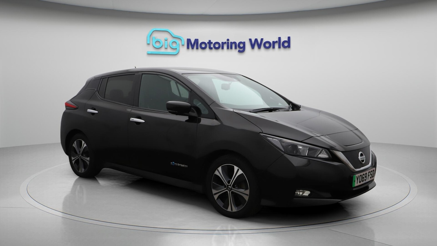 Used Nissan Leaf 2020 for sale - 76550017: Photo 2