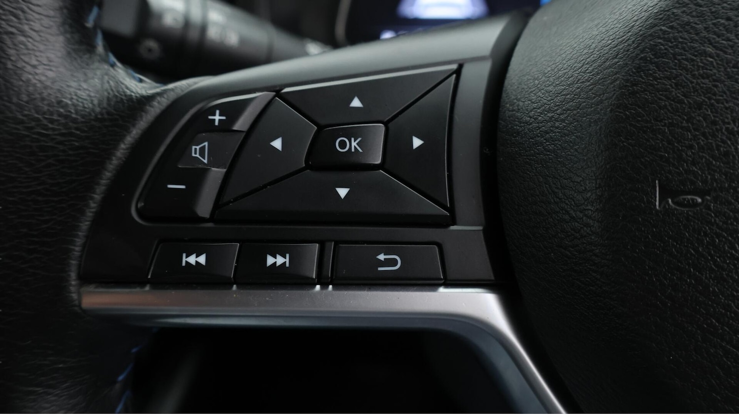 Used Nissan Leaf 2020 for sale - 76550017: Photo 24