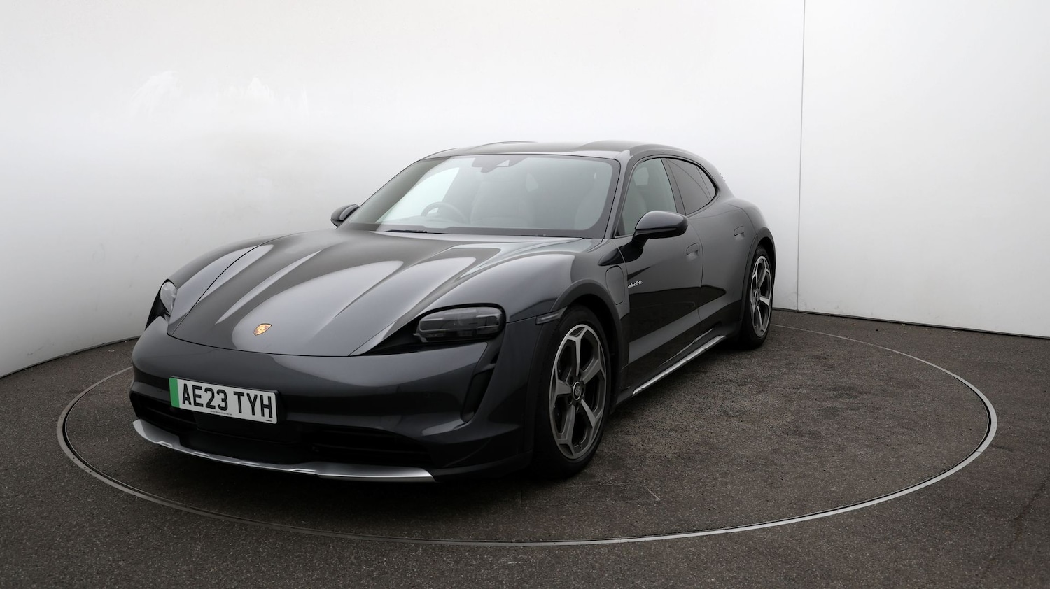 Used Porsche Taycan 2023 for sale - 76904494: Photo 29