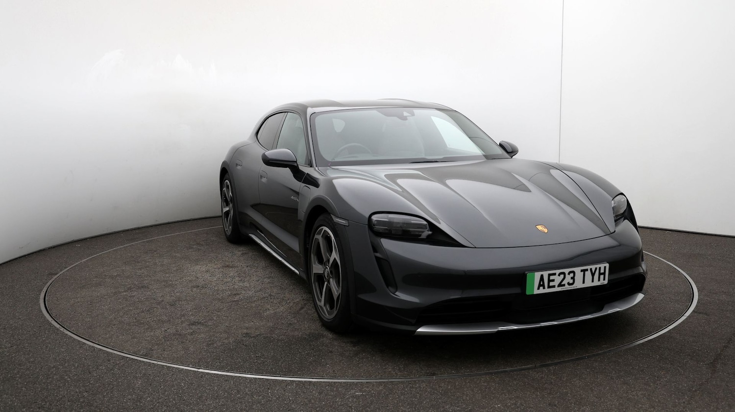 Used Porsche Taycan 2023 for sale - 76904494: Photo 34