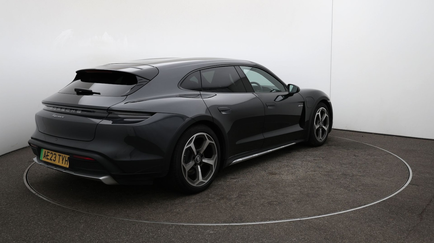 Used Porsche Taycan 2023 for sale - 76904494: Photo 46