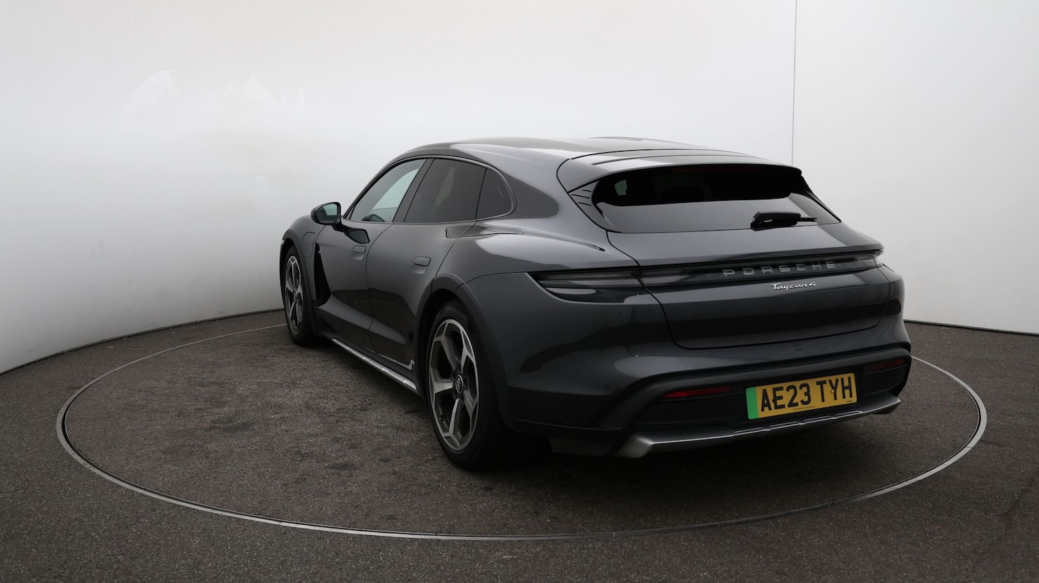 Used Porsche Taycan 2023 for sale - 76904494: Photo 53