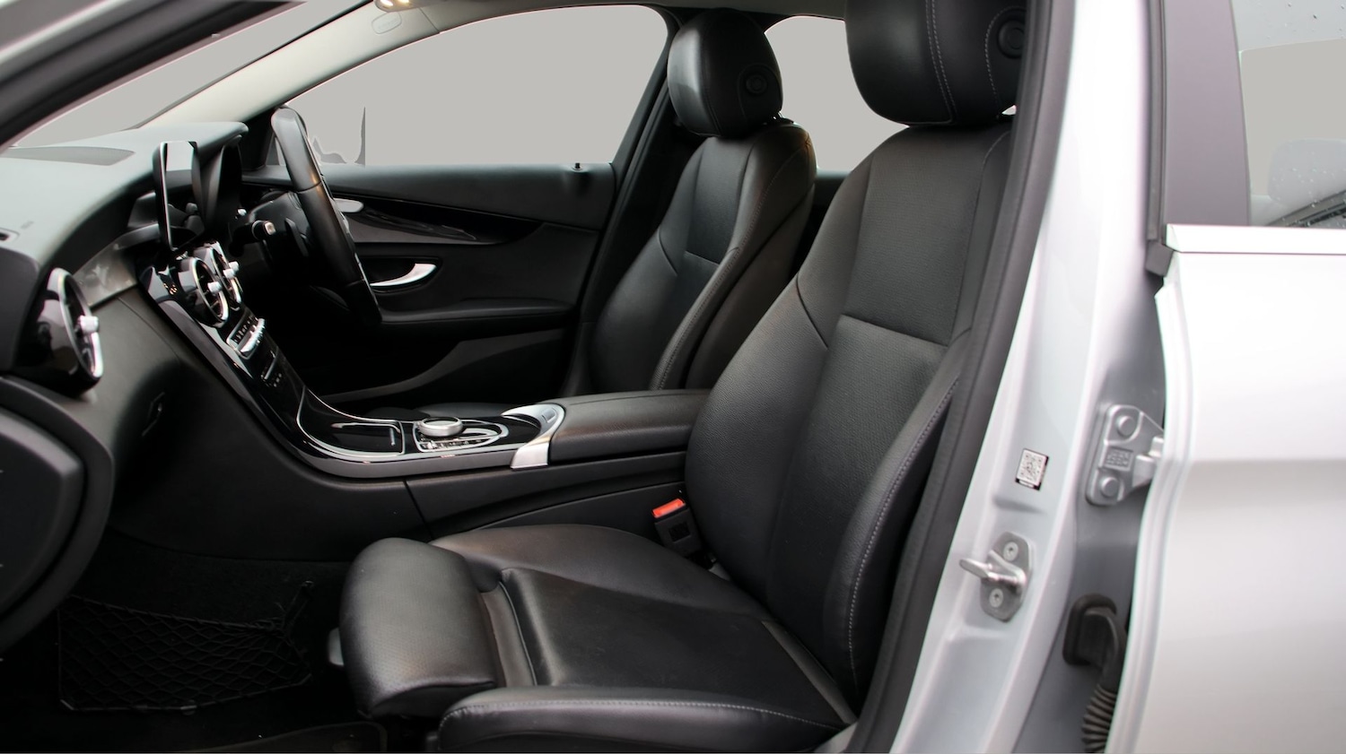 Used Mercedes-Benz C Class 2020 for sale - 77272216: Photo 14