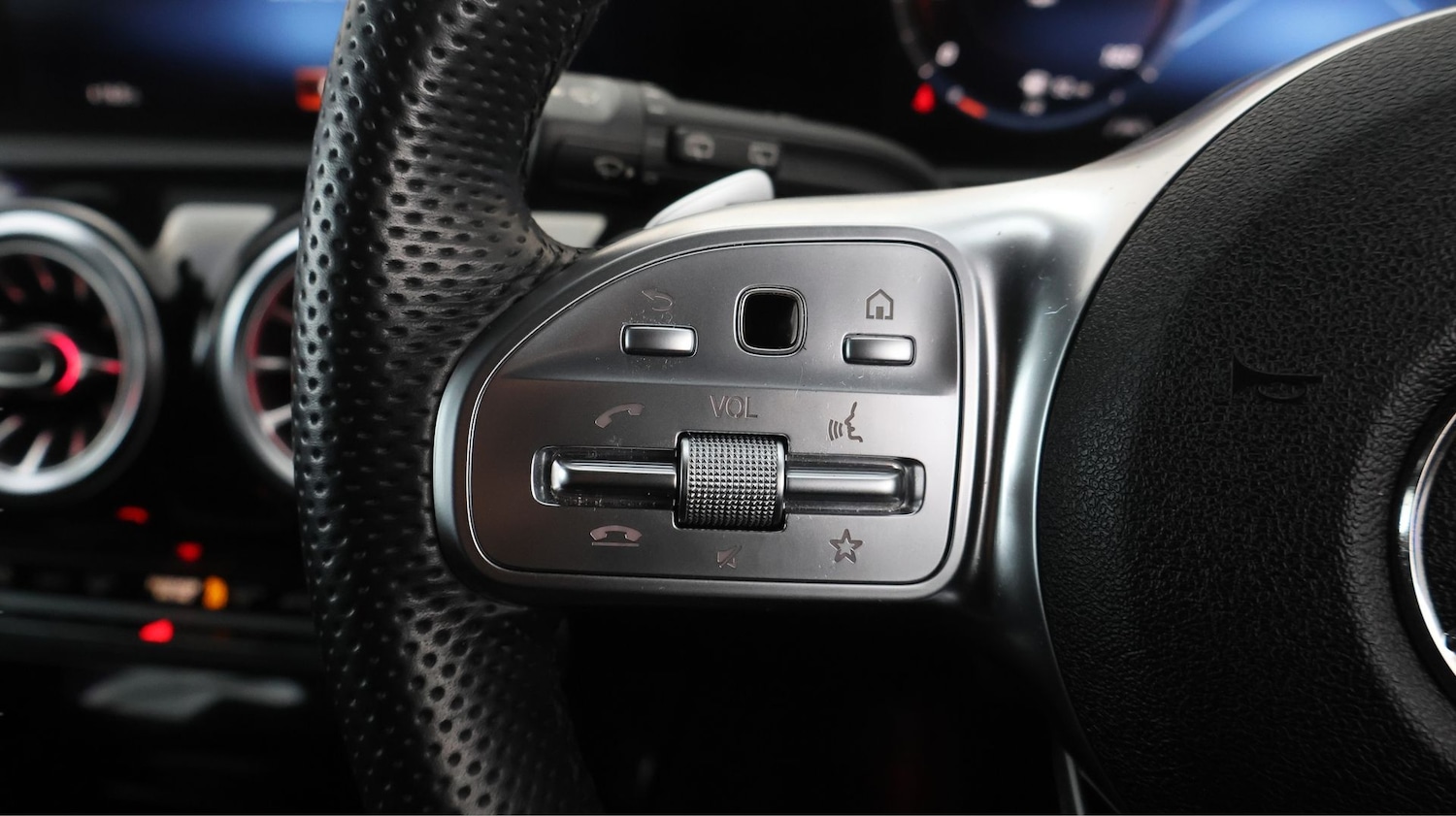 Used Mercedes-Benz CLA 2021 for sale - 77777487: Photo 23