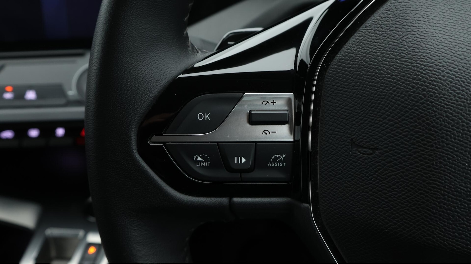 Used Peugeot 308 2023 for sale - 76584103: Photo 23