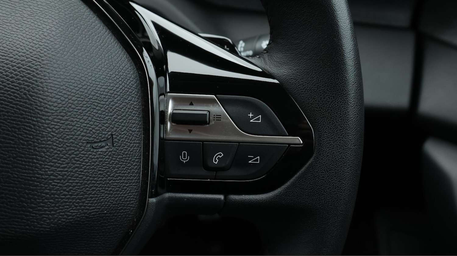 Used Peugeot 308 2023 for sale - 76584103: Photo 24