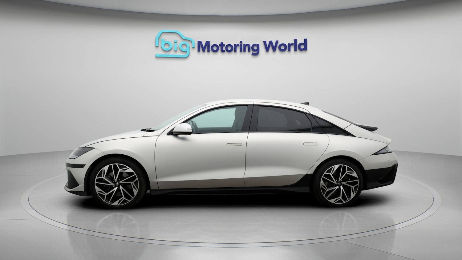 Used Hyundai IONIQ 6 2024 for sale - 77687483: Photo 4