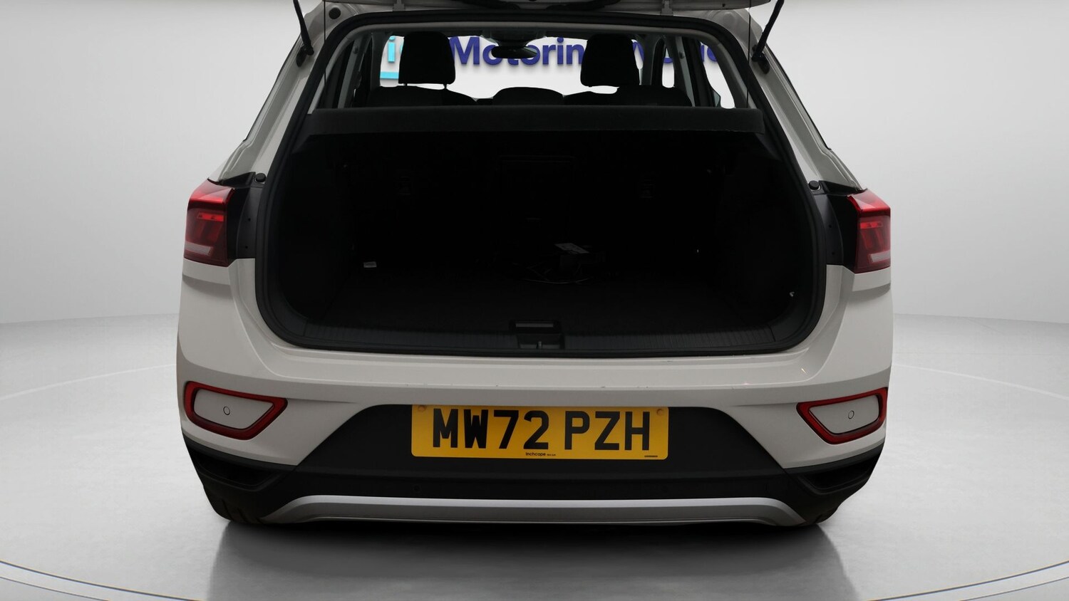 Used Volkswagen T-Roc for sale - 77182047: Photo 17