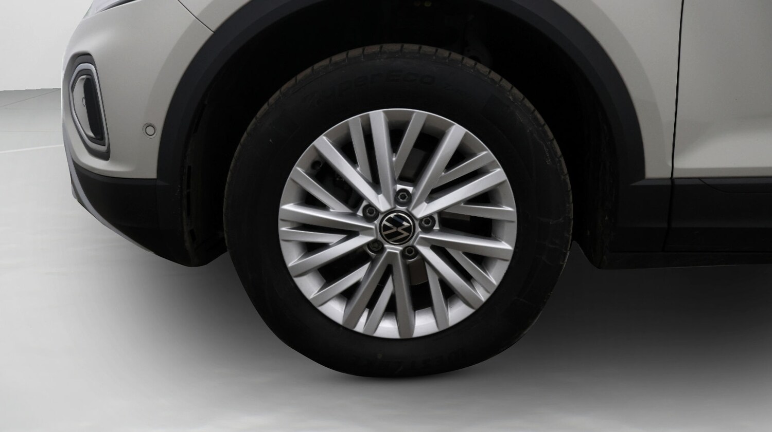 Used Volkswagen T-Roc for sale - 77182047: Photo 18