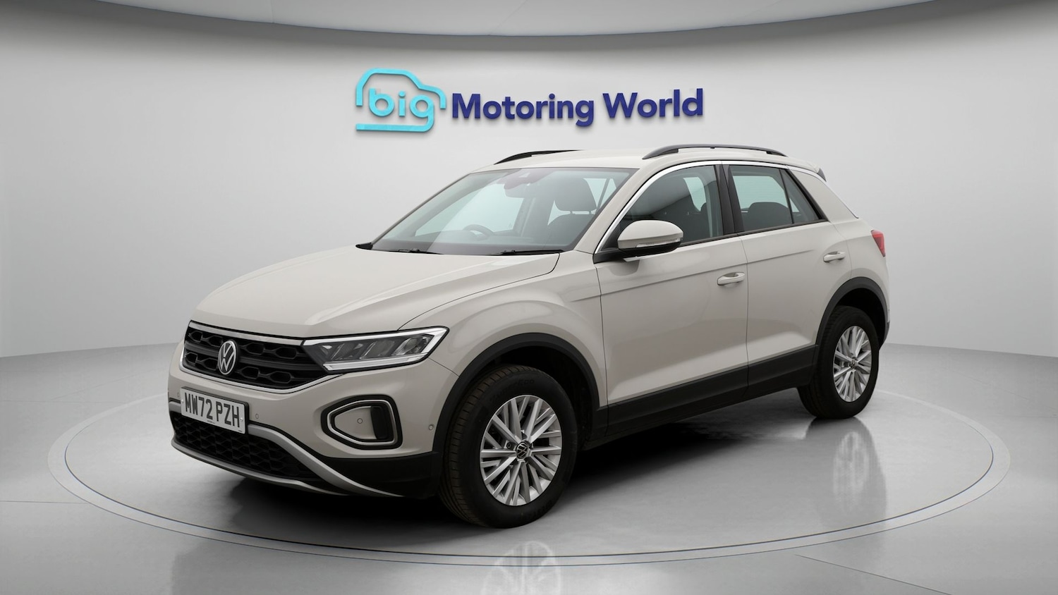 Used Volkswagen T-Roc for sale - 77182047: Photo 3