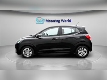 Used Hyundai i10 2023 for sale - 78253625: Photo