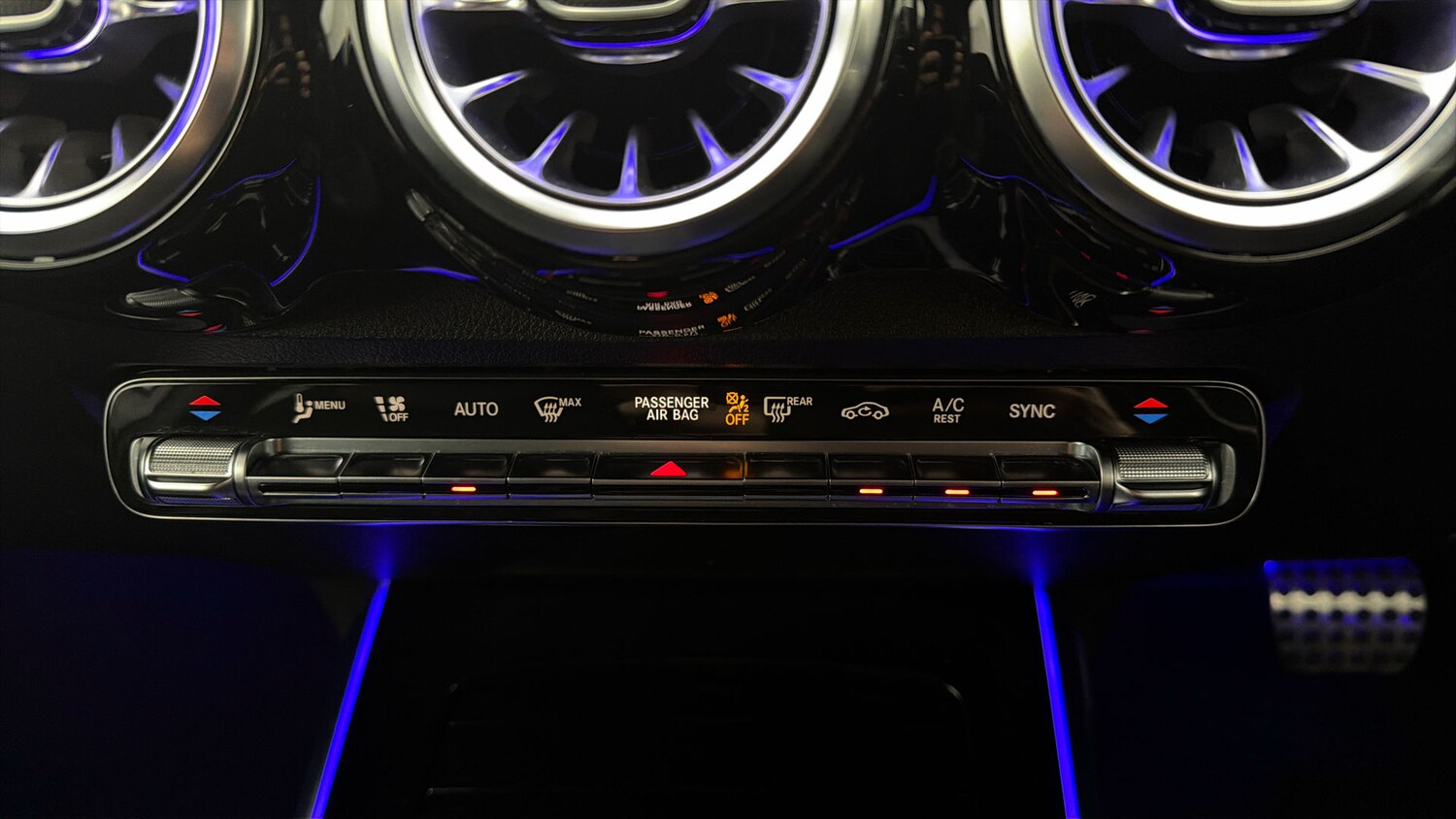 Used Mercedes-Benz GLB 2023 for sale - 78121993: Photo 11