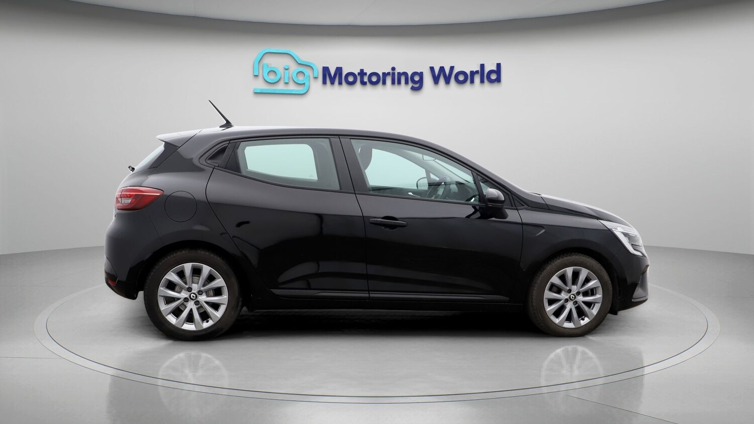 Used Renault Clio 2023 for sale - 77258440: Photo 8