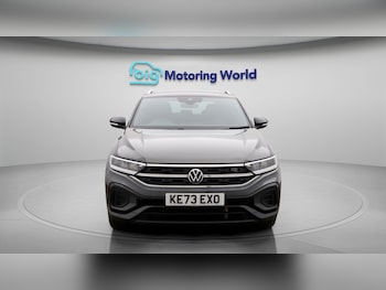 Used Volkswagen T-Roc 2024 for sale - 78862548: Photo