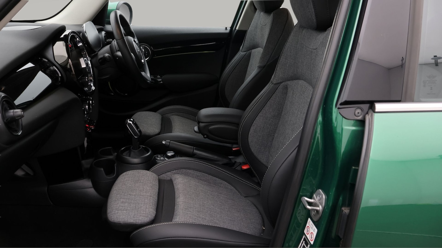 Used MINI Hatch 2023 for sale - 77877217: Photo 14