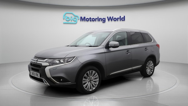 Used Mitsubishi Outlander 2020 for sale - 76213952: Photo 4