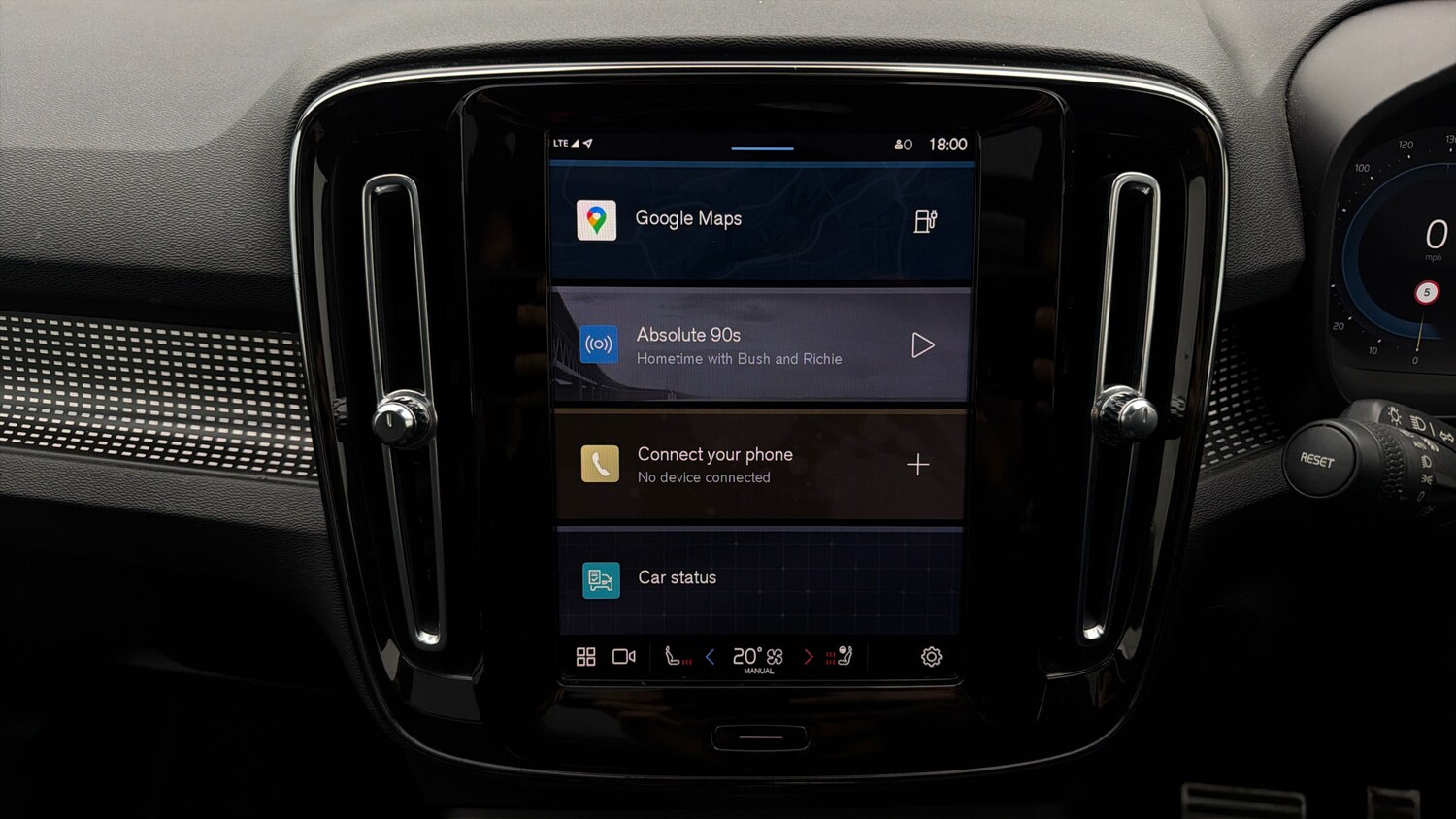 Used Volvo XC40 for sale - 77872343: Photo 10