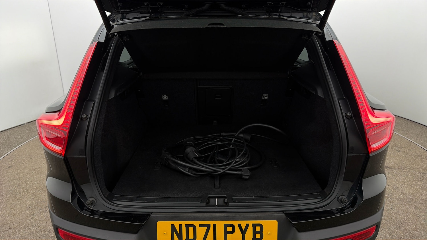 Used Volvo XC40 for sale - 77872343: Photo 16