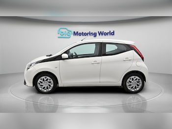 Used Toyota AYGO 2019 for sale - 79207356: Photo