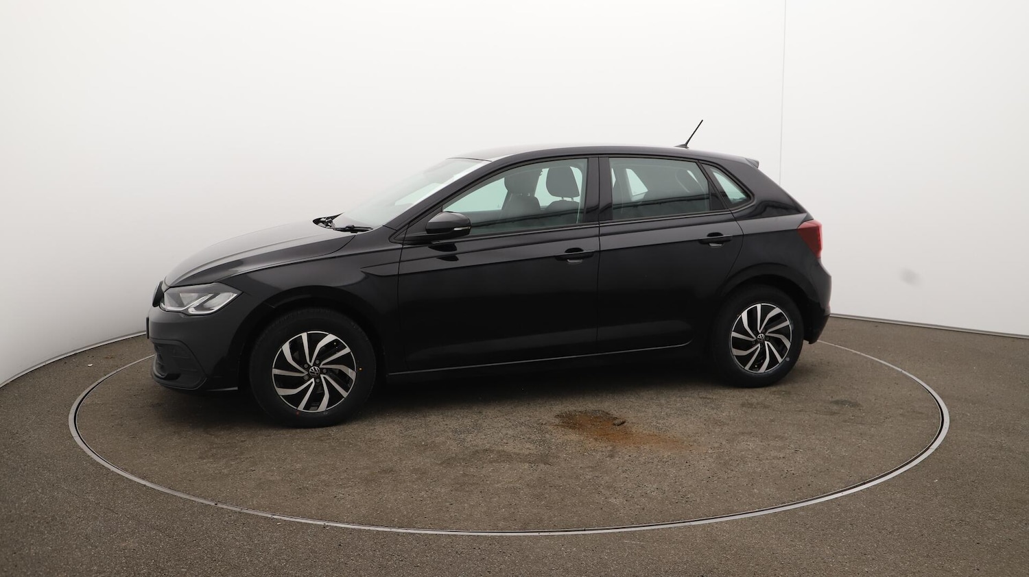 Used Volkswagen Polo 2022 for sale - 76085508: Photo 65