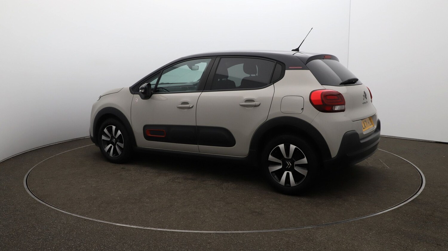 Used Citroen C3 for sale - 76810399: Photo 28