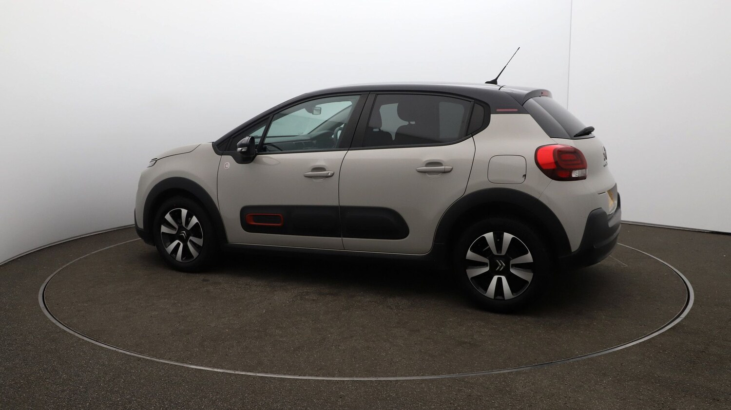 Used Citroen C3 for sale - 76810399: Photo 39