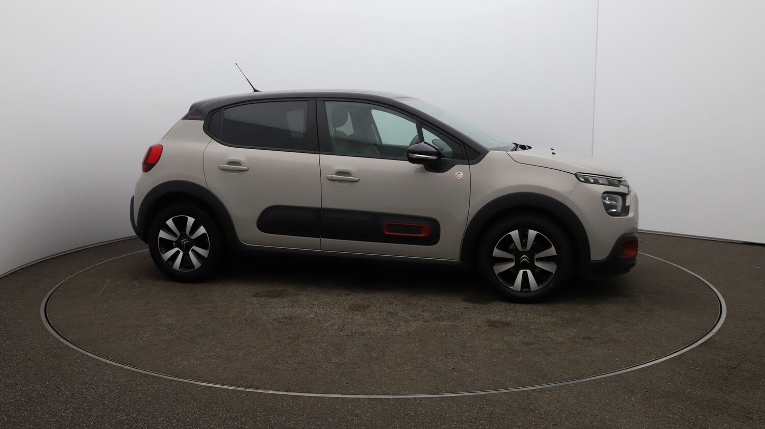 Used Citroen C3 for sale - 76810399: Photo 40