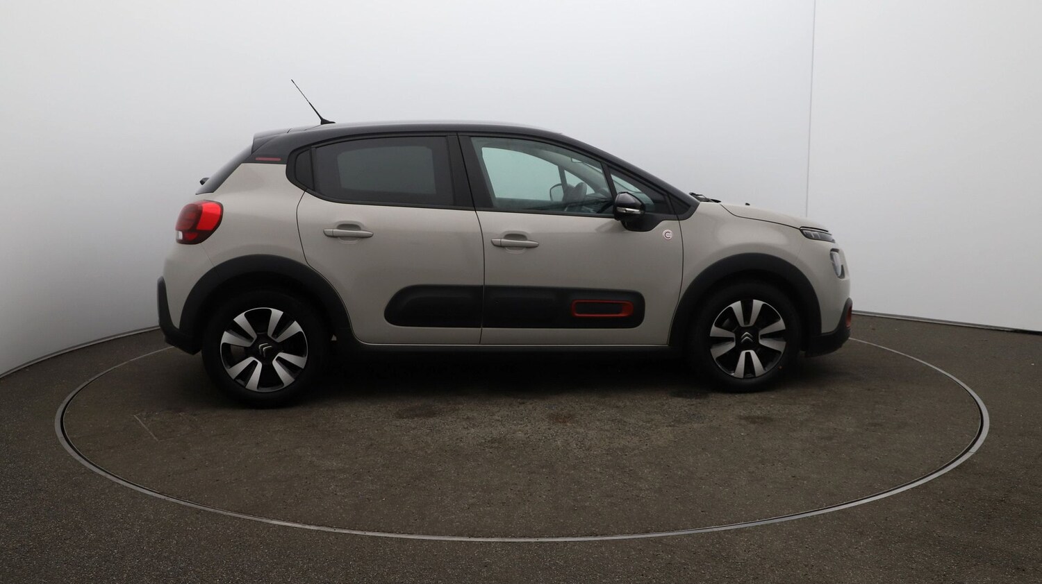 Used Citroen C3 for sale - 76810399: Photo 42