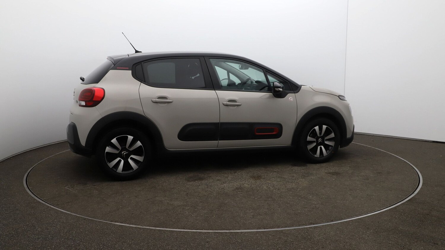 Used Citroen C3 for sale - 76810399: Photo 43