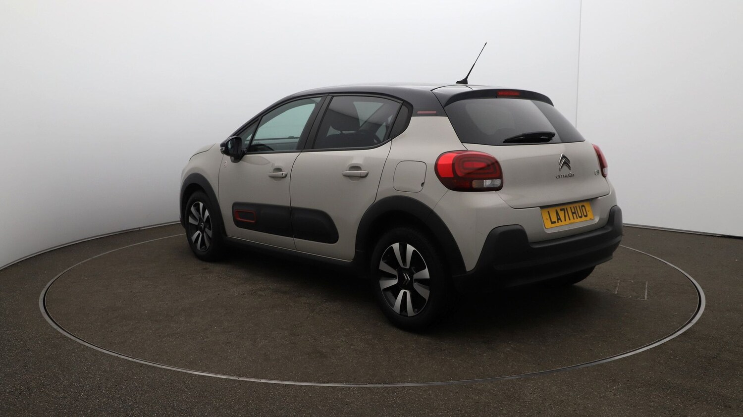 Used Citroen C3 for sale - 76810399: Photo 54
