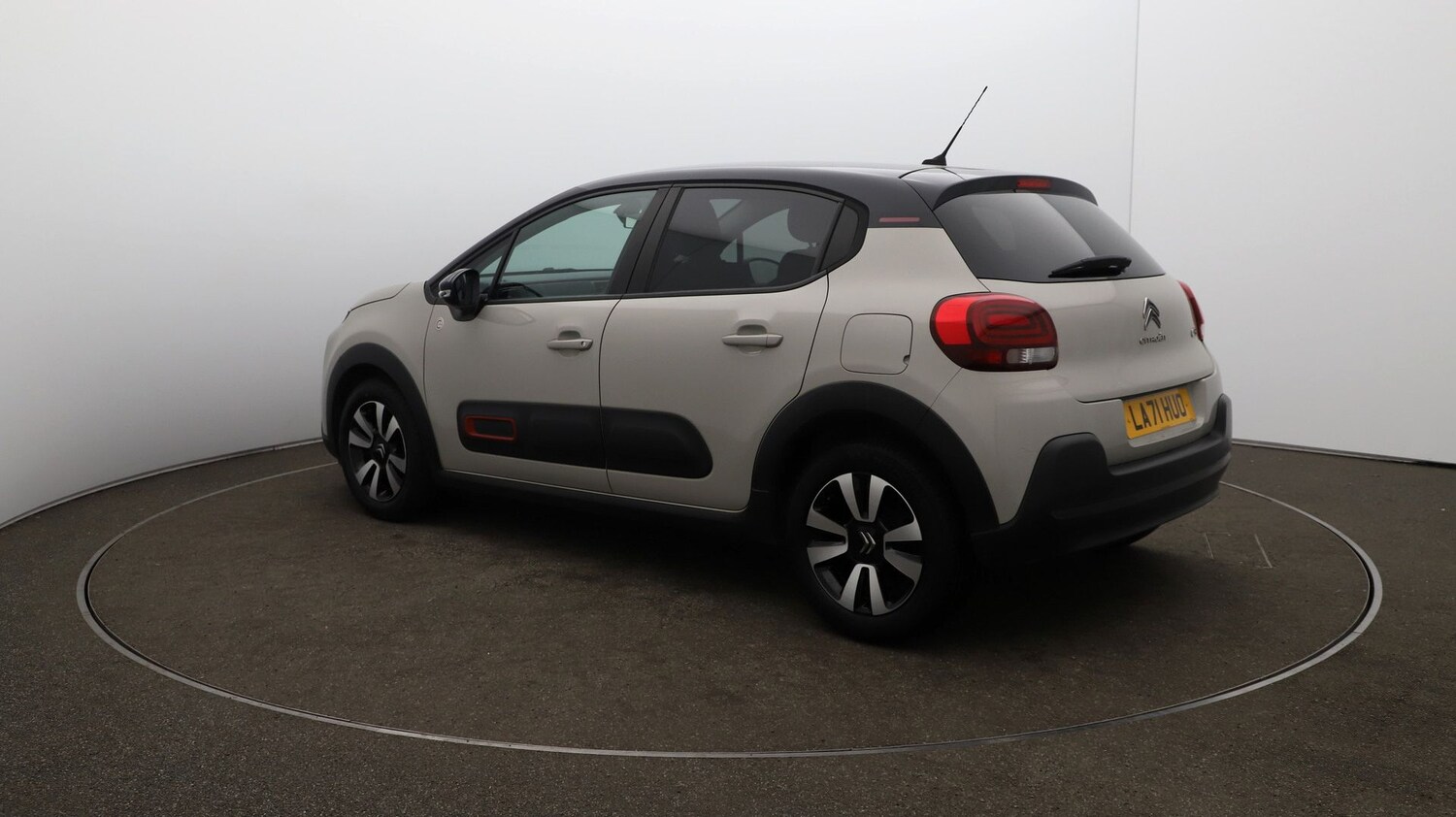 Used Citroen C3 for sale - 76810399: Photo 55