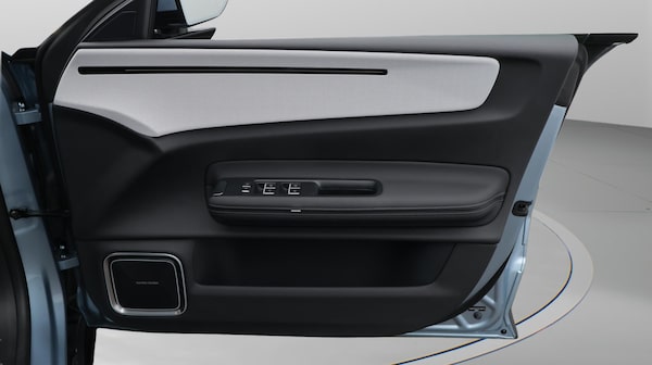 Used Polestar Polestar 4 2025 for sale - 76315140: Photo 16