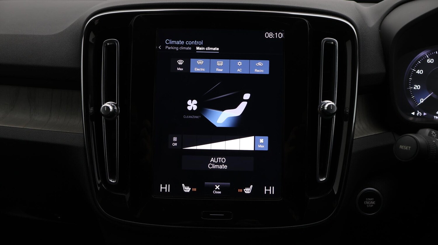 Used Volvo XC40 for sale - 76659129: Photo 13