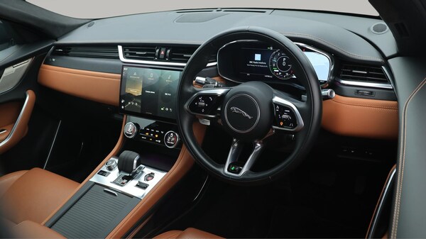 Used Jaguar F-Pace 2021 for sale - 76001997: Photo 11