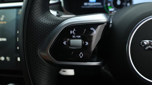 Used Jaguar F-Pace 2021 for sale - 76001997: Photo 43