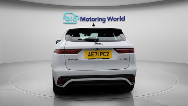 Used Jaguar F-Pace 2021 for sale - 76001997: Photo 7