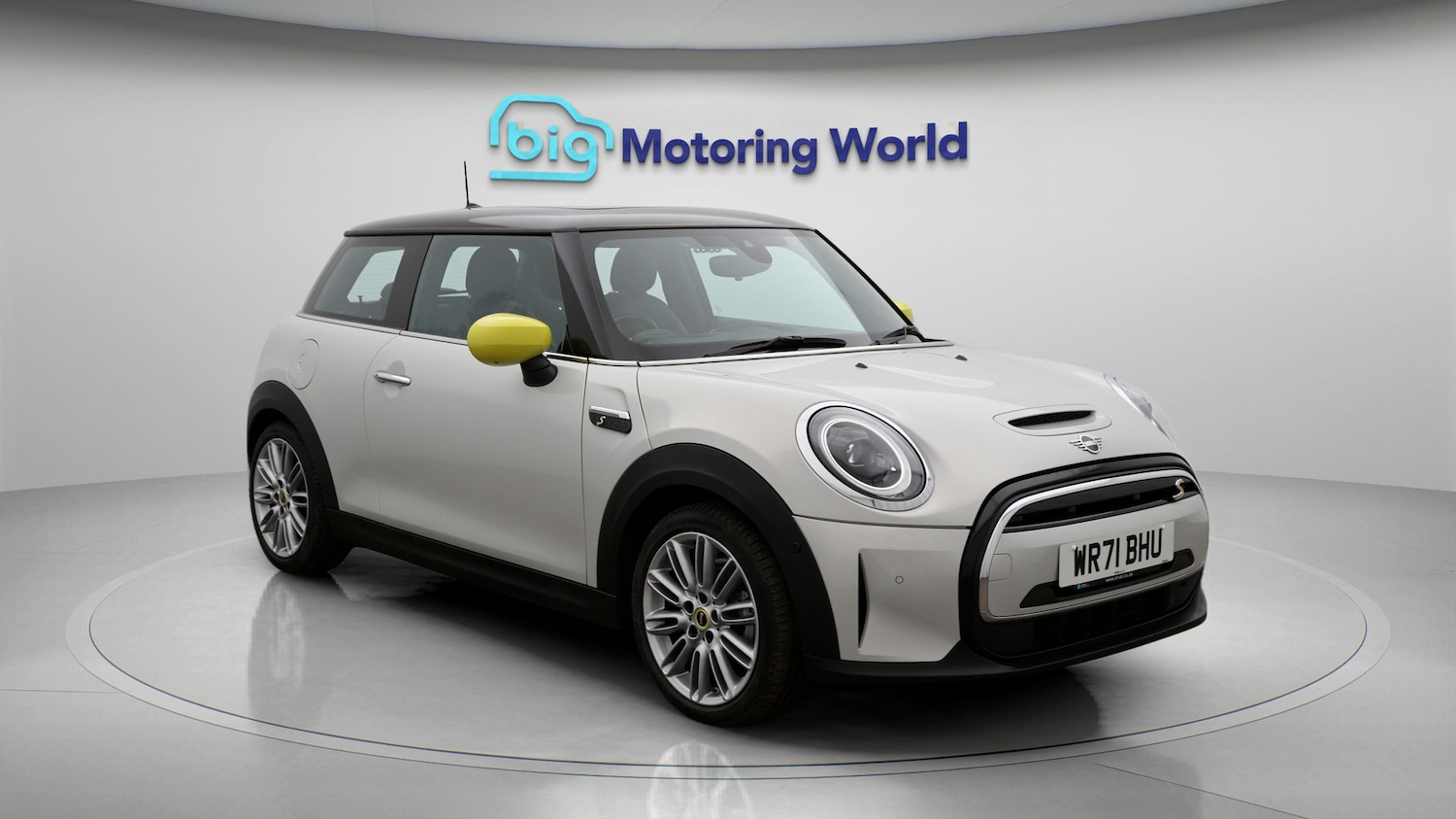 Used MINI Hatch 2021 for sale - 77181944: Photo 1