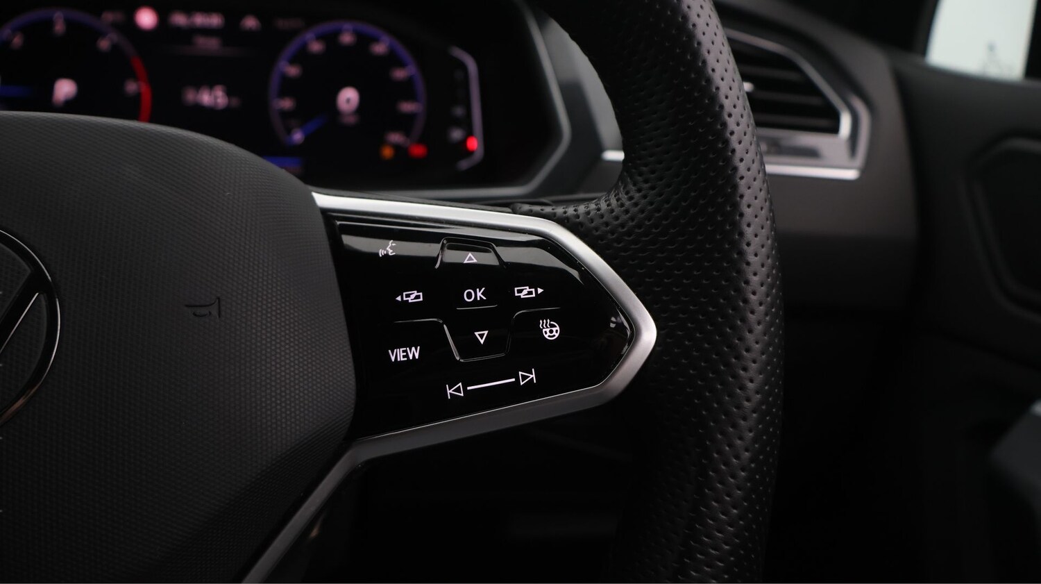 Used Volkswagen Tiguan 2022 for sale - 77365642: Photo 24