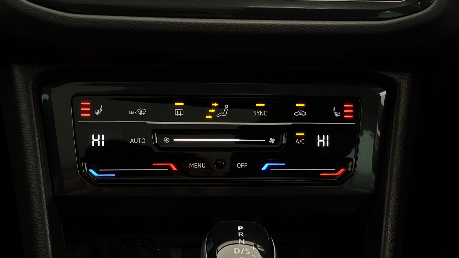 Used Volkswagen Tiguan 2020 for sale - 77931138: Photo 11