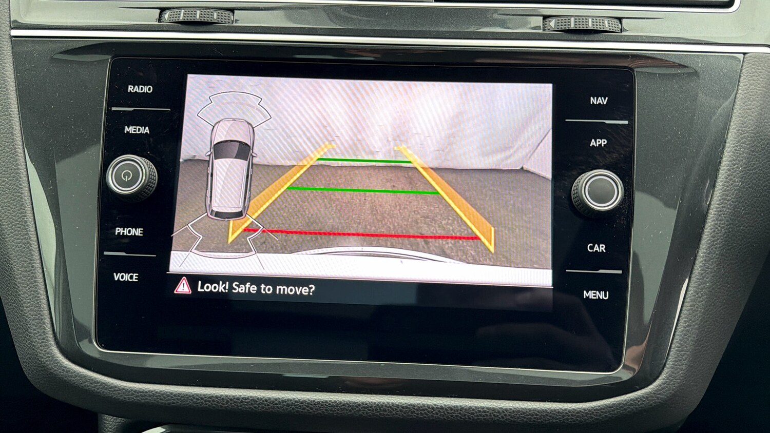 Used Volkswagen Tiguan 2020 for sale - 77931138: Photo 23