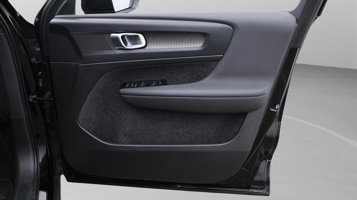 Used Volvo XC40 2022 for sale - 76432684: Photo 16