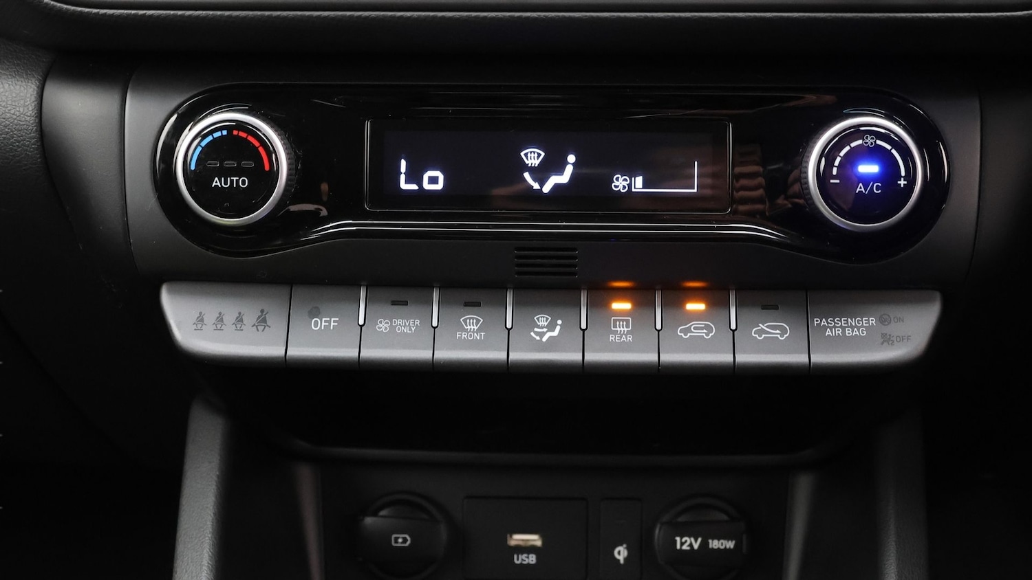 Used Hyundai KONA 2023 for sale - 77746647: Photo 12