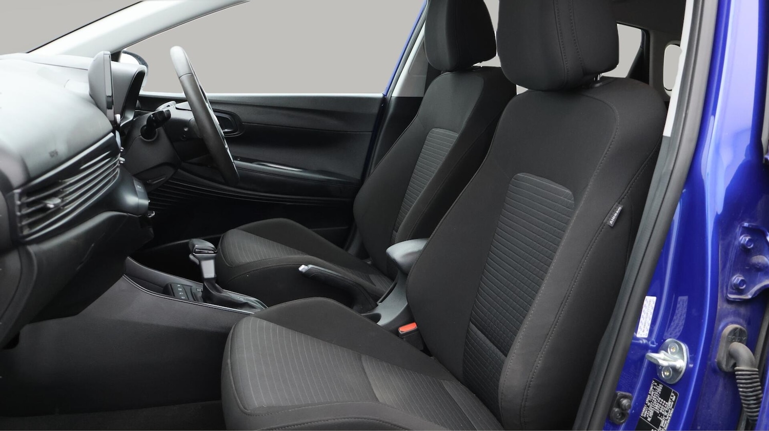 Used Hyundai i20 2023 for sale - 76337174: Photo 15