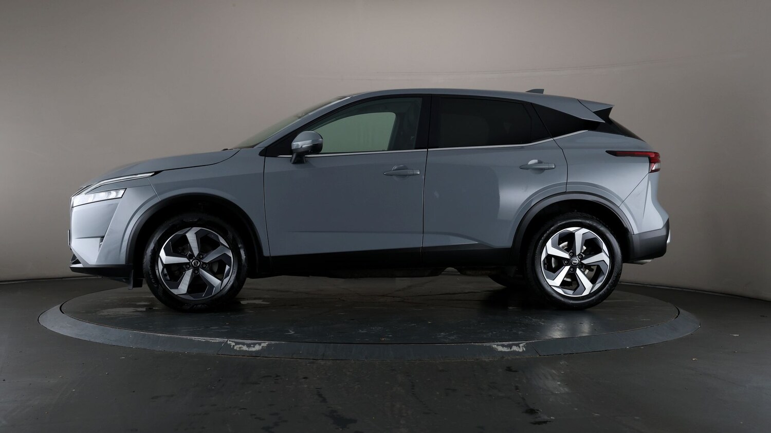 Used Nissan Qashqai for sale - 76809531: Photo 28