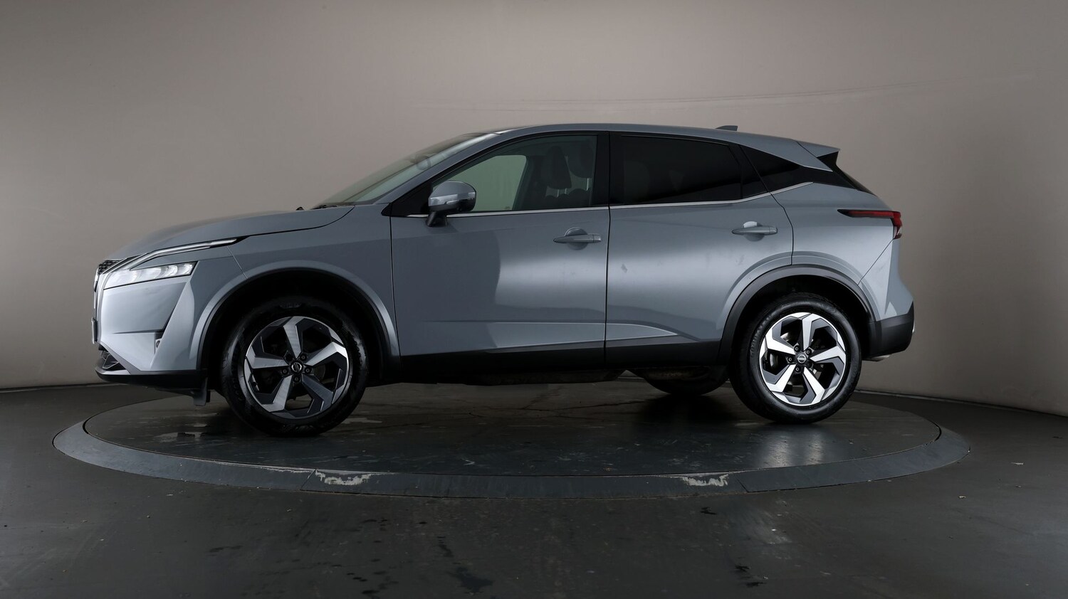 Used Nissan Qashqai for sale - 76809531: Photo 29