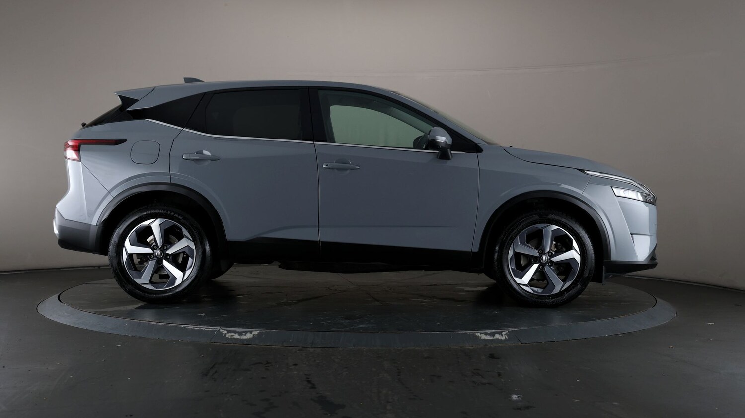 Used Nissan Qashqai for sale - 76809531: Photo 50