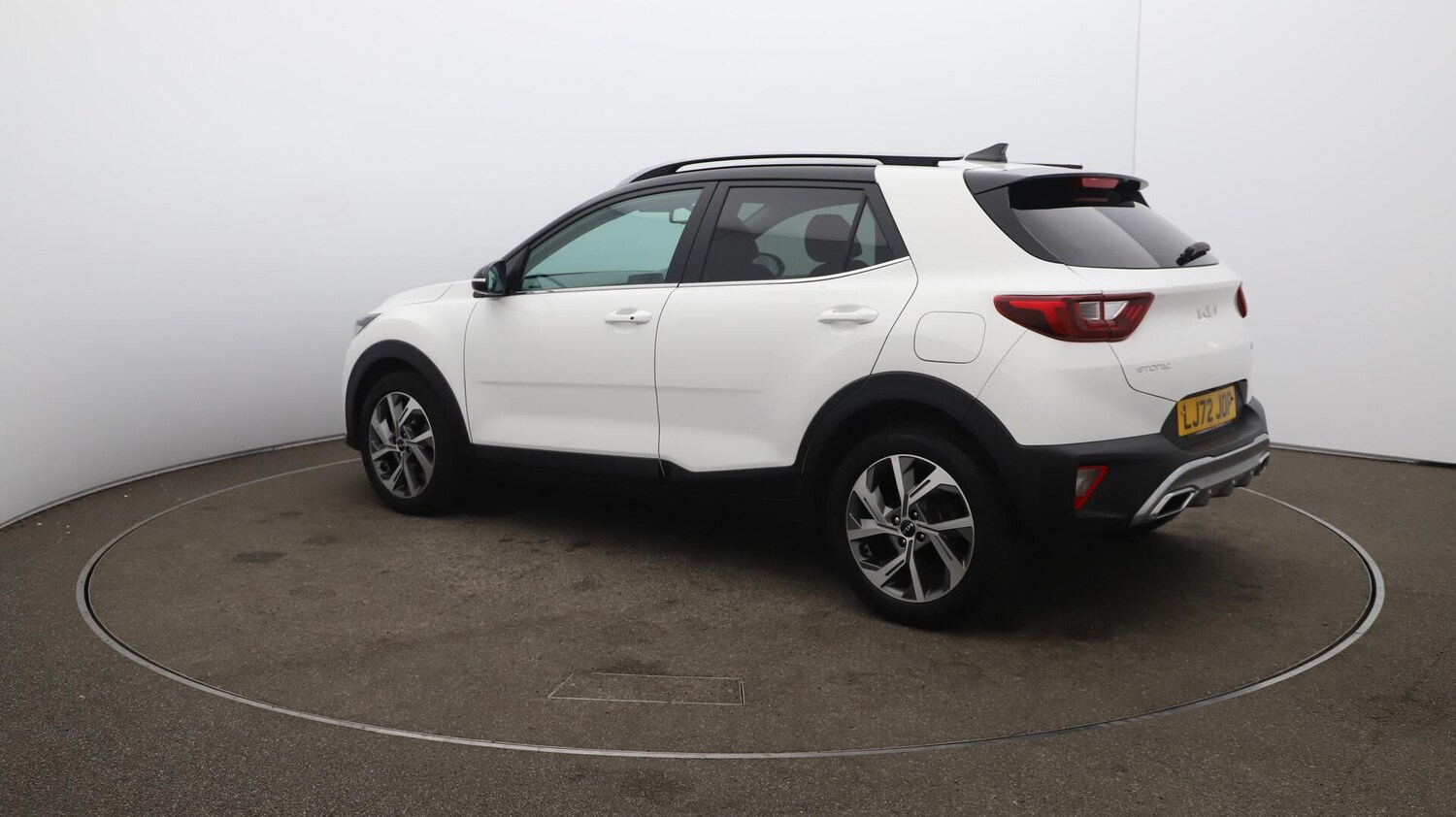 Used Kia Stonic 2023 for sale - 76085374: Photo 36