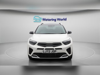 Used Kia Stonic 2023 for sale - 76085374: Photo