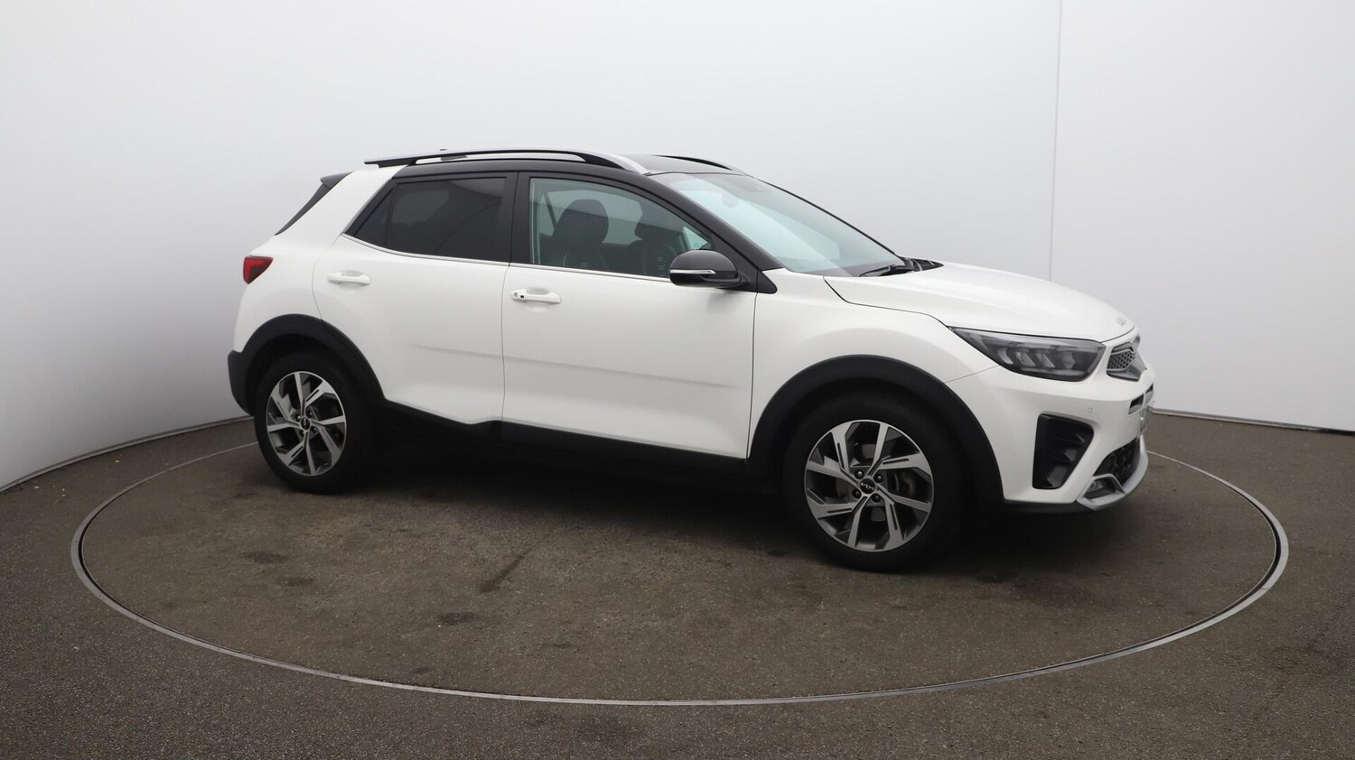 Used Kia Stonic 2023 for sale - 76085374: Photo 47