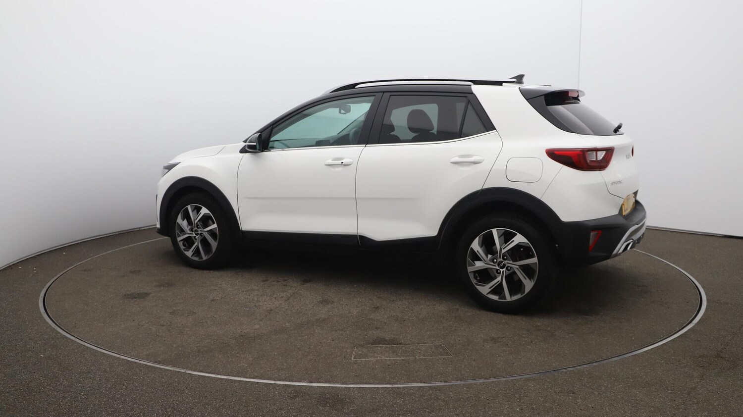 Used Kia Stonic 2023 for sale - 76085374: Photo 48